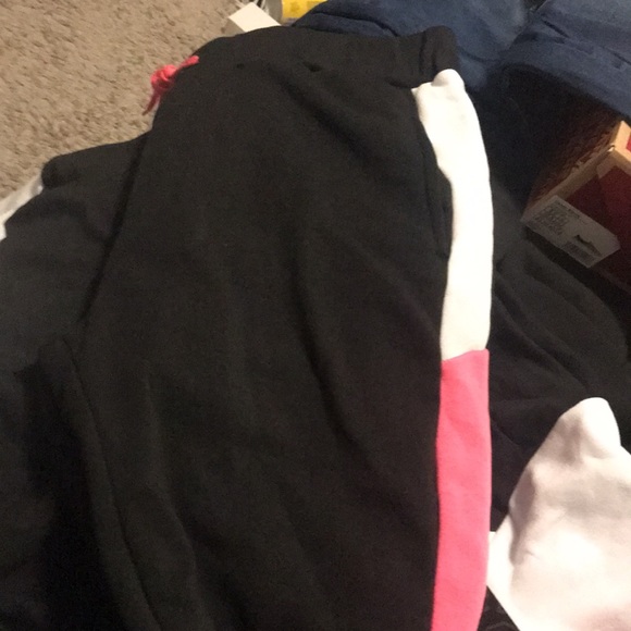 Sweat suit - Picture 2 of 4